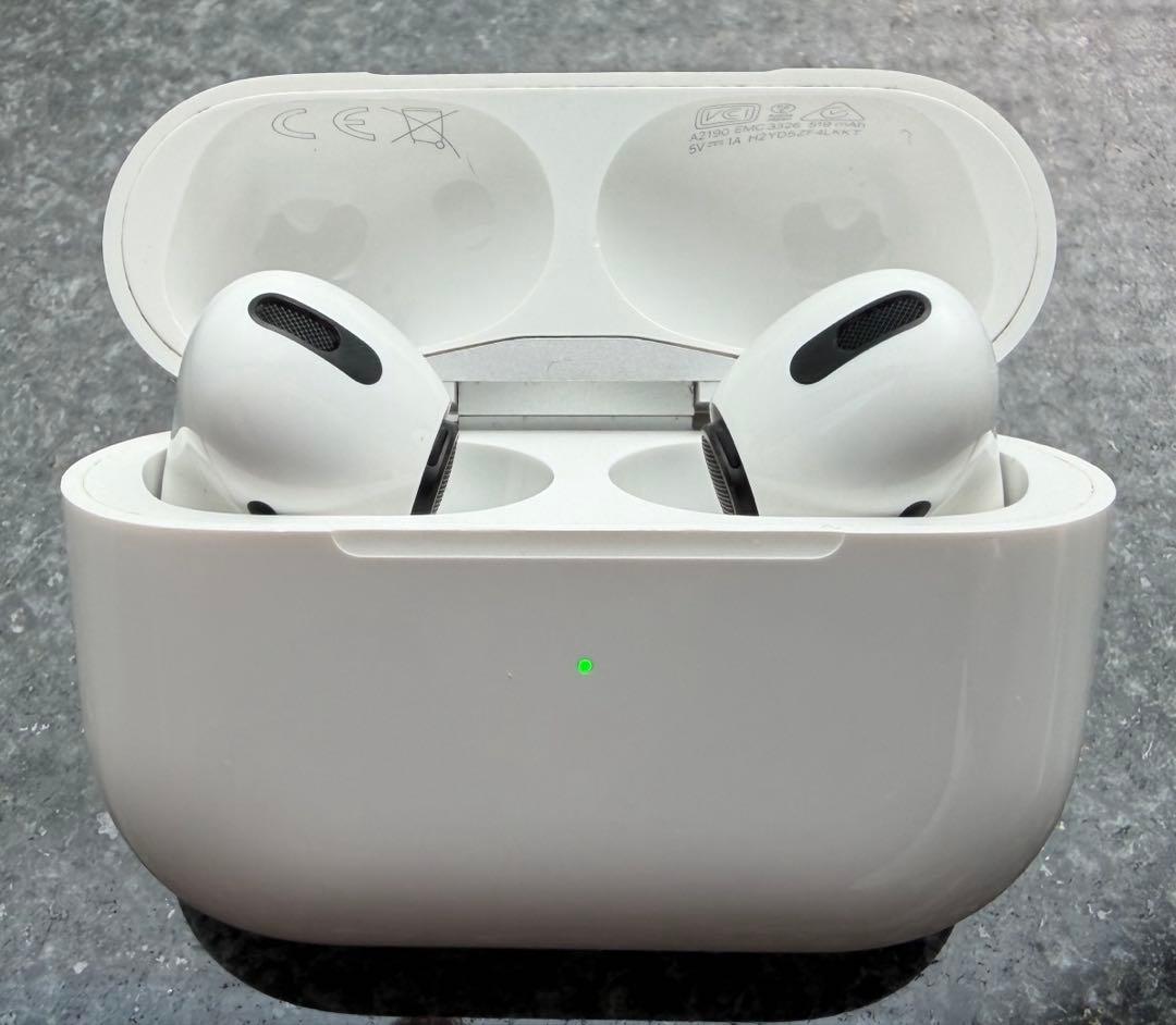 【再再値下げ】AirPods Pro 第一世代　ワイヤレス充電ケース付き