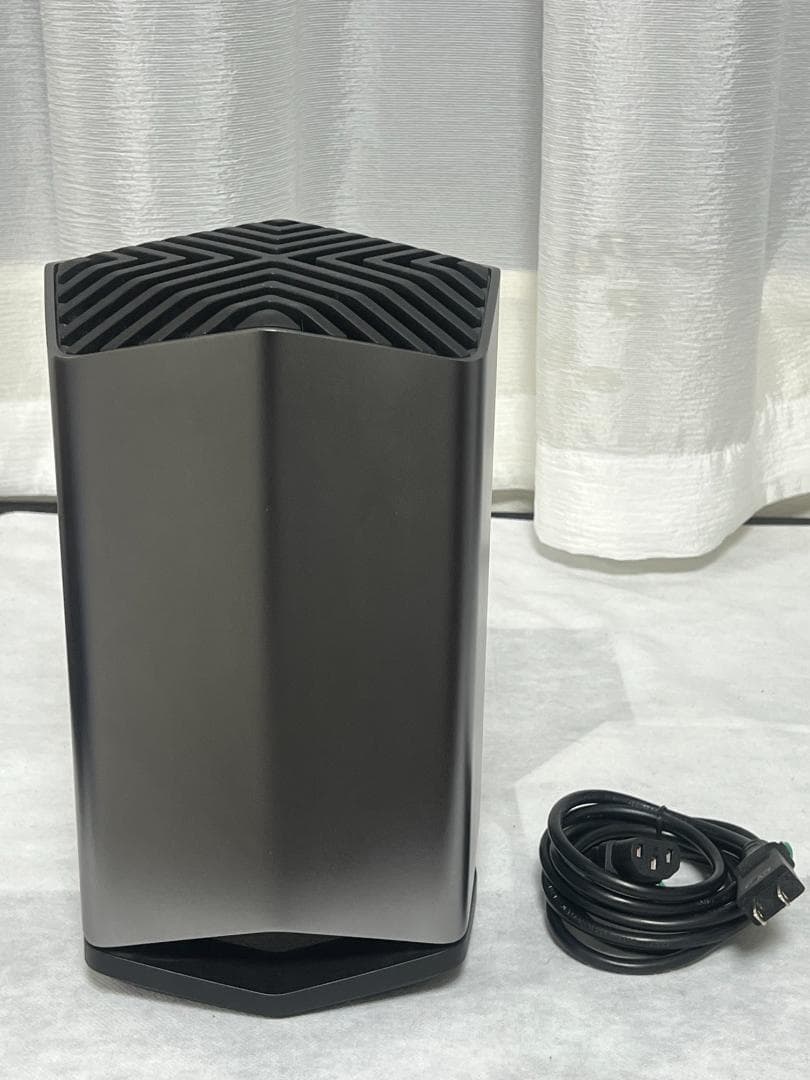 Blackmagic eGPU Pro RX Vega56 上位モデル Mac用