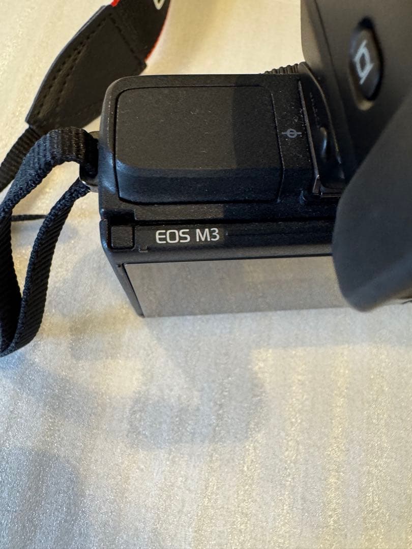 【美品】Canon EOS M3 ダブルズーム＋単焦点＋豪華付属品セット