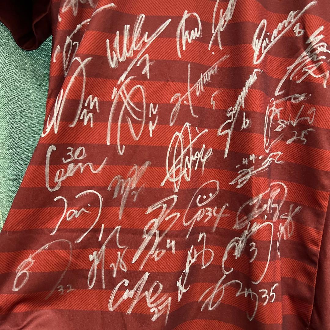 ヴィッセル神戸2019年シーズン全選手サイン入りユニフォーム