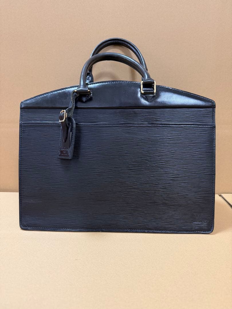 LOUIS VUITTON　ビジネスバッグ　エピ　レザー　リヴィエラ