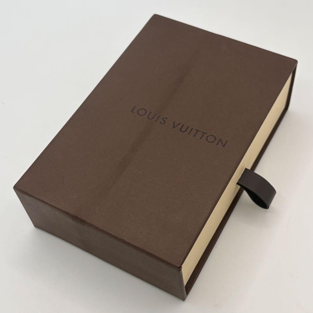 ルイヴィトン☆タイガアンヴェロップカルトドゥヴィジット名刺入れ・カード入れ