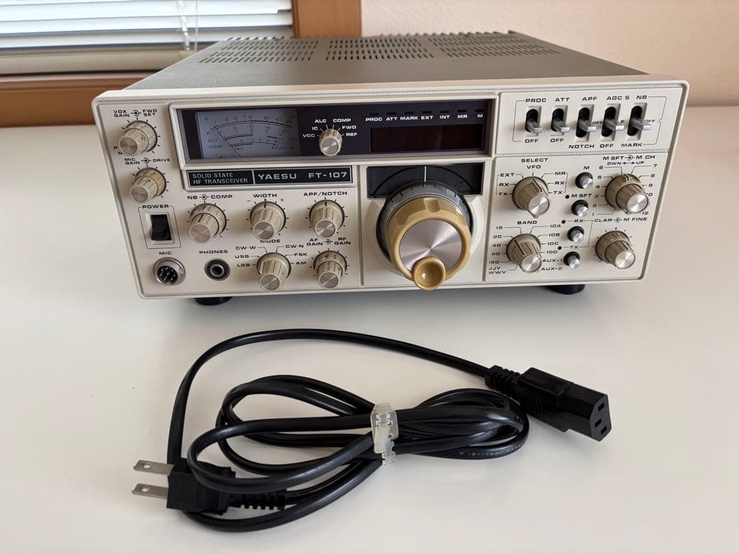 YAESU FT-107 アマチュア無線トランシーバー 100W機