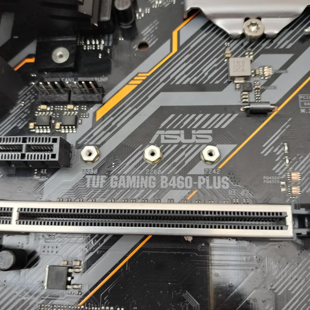 ASUS TUF GAMING B460M PLUS マザーボード