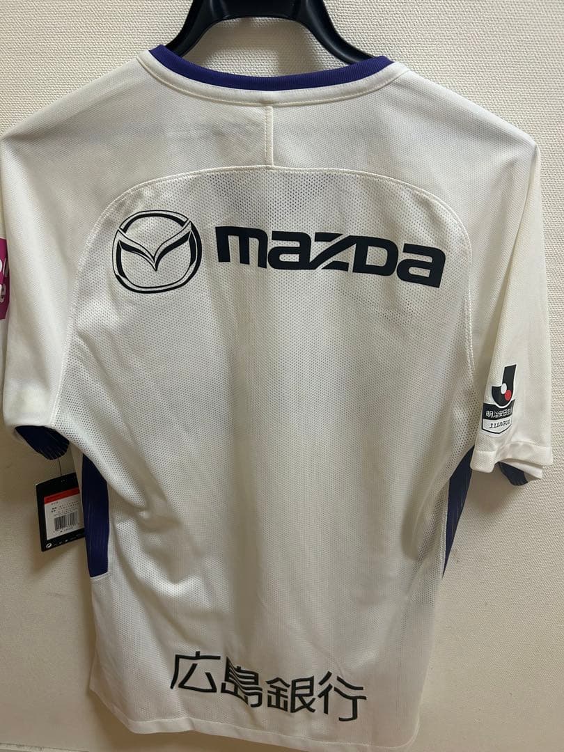 サンフレッチェ広島 アウェイ　2ndユニフォーム　サイン入り