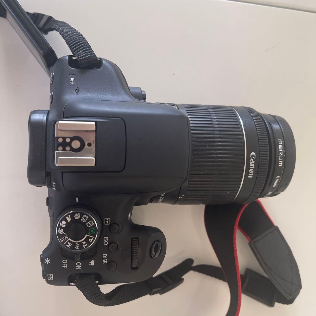 デジタル一眼レフカメラEOS kiss X8i キャリーバッグ付き