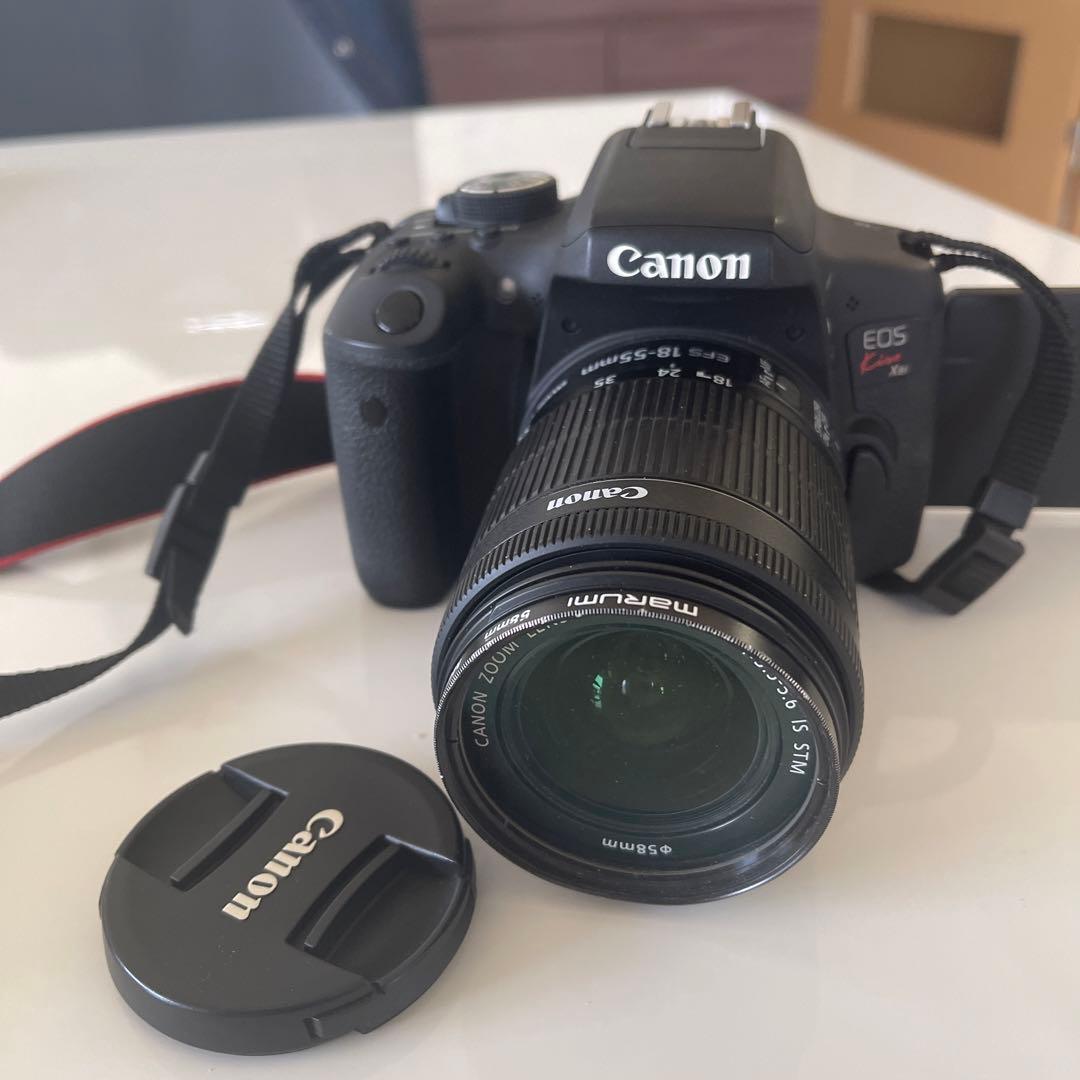 デジタル一眼レフカメラEOS kiss X8i キャリーバッグ付き