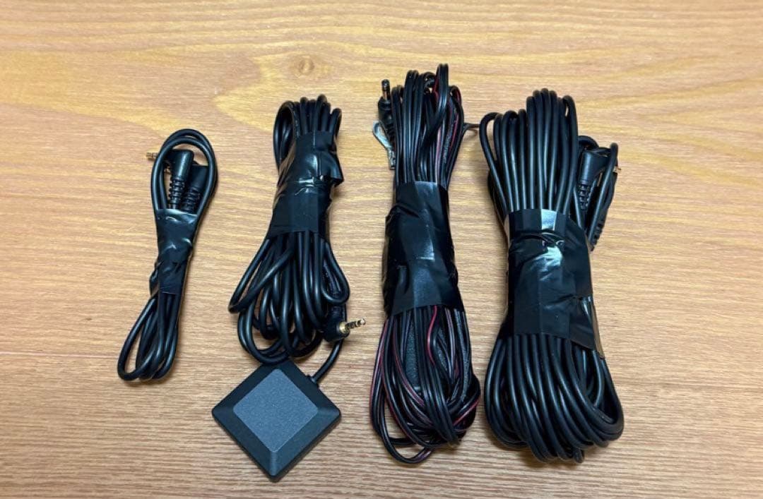 美品　TZ-D203MW ドラレコ　ミラー一体型　駐車監視ケーブル付