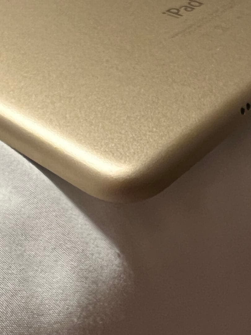 超美品Docomo iPad mini 4 Cellular SIM解除NG