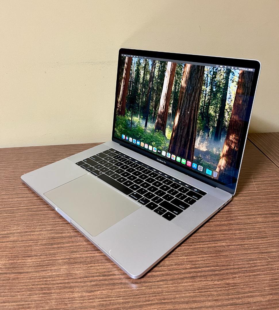 高性能・大画面 MacBook Pro 2019 - i7、32GB、512GB