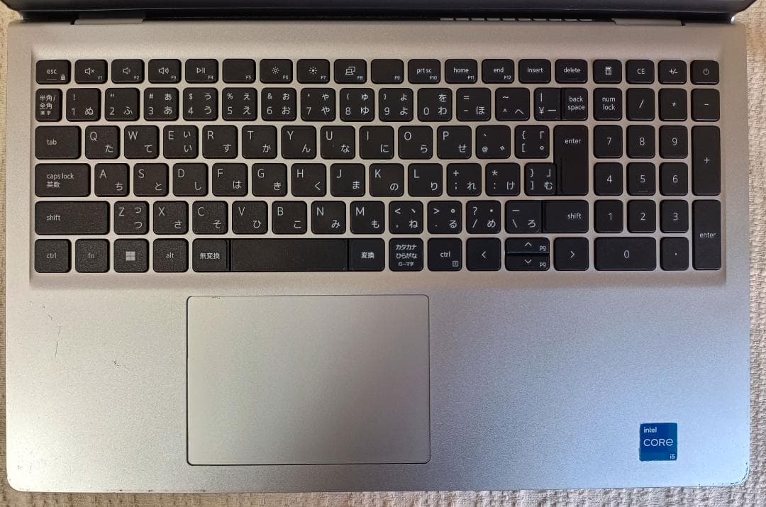 DELL Inspiron 15 3511 第11世代corei5搭載