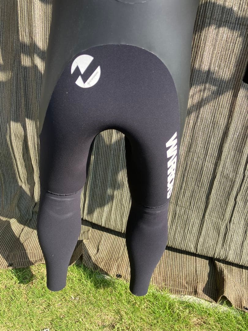 WAVEWARRIORS セミドライウェットスーツ