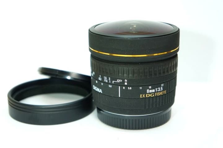 【魚眼レンズ】 SIGMA 8mm F3.5 EX DG FISHEYE