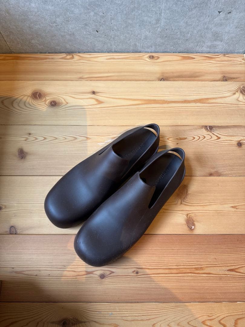 BOTTEGA VENETA｜ラバーサンダル｜サイズ40｜ほぼ新品｜箱・保存袋付
