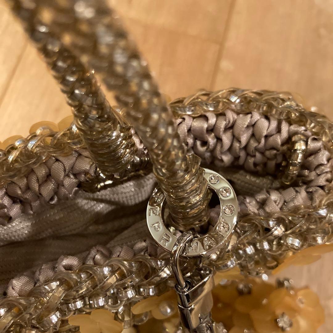 アンテプリマ　ワイヤーバッグ　小花　チャーム付き