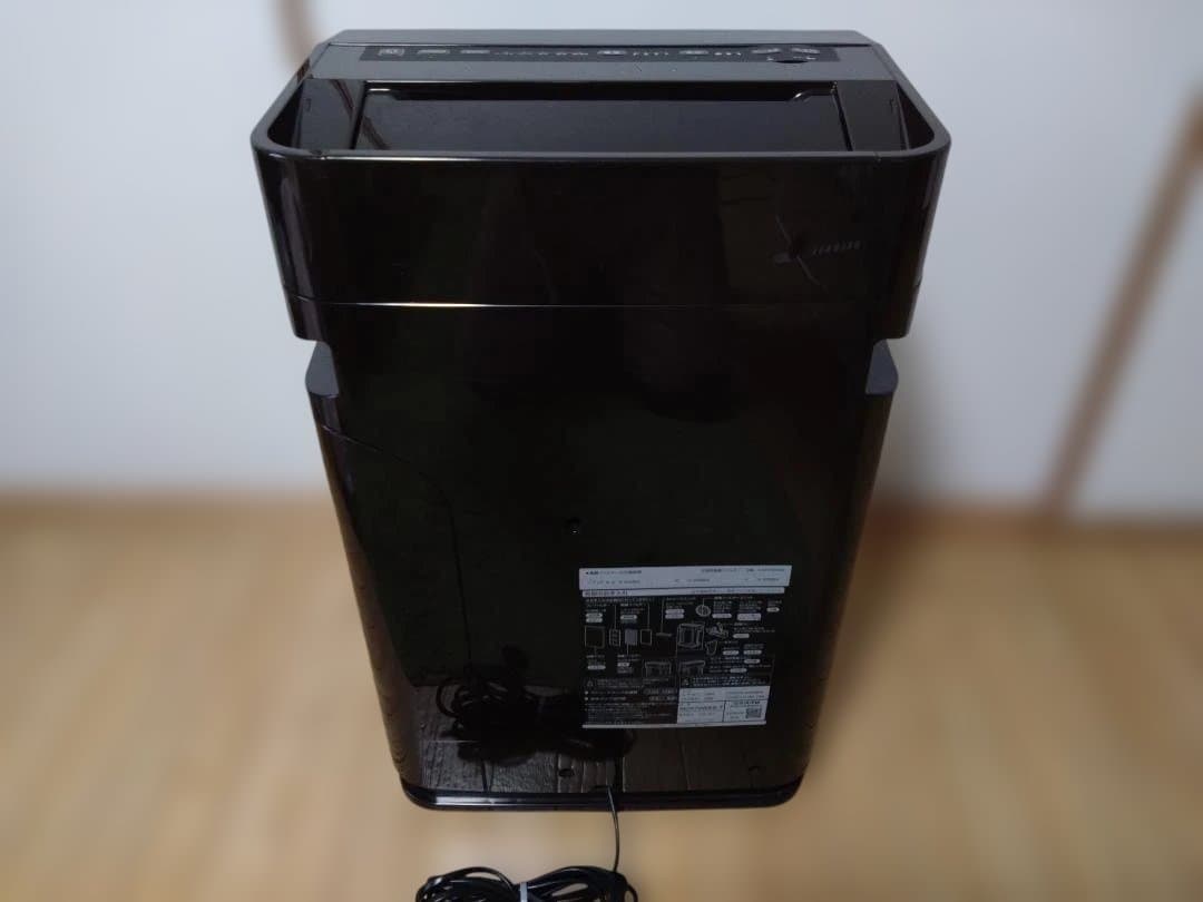 ダイキン製 空気清浄機 MCK70WKS-T