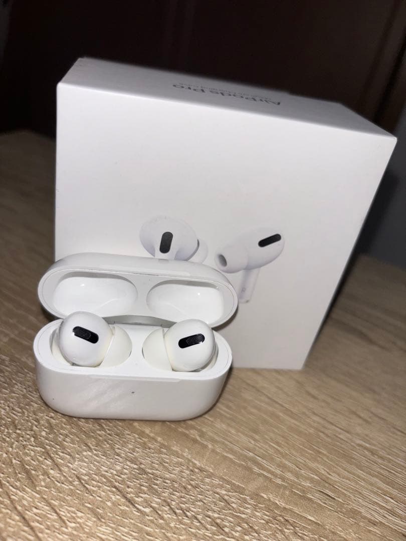 茜　Apple AirPods Pro 本体