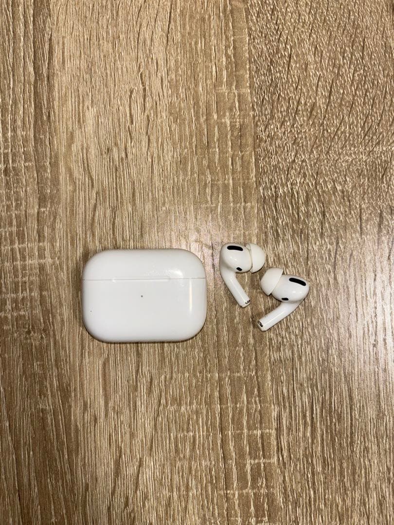 茜　Apple AirPods Pro 本体