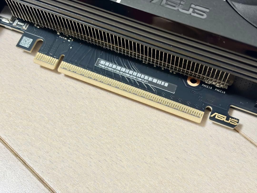 グラフィックボード・グラボ・ビデオカード ASUS PRIME GeForce RTX5070 12GB OC