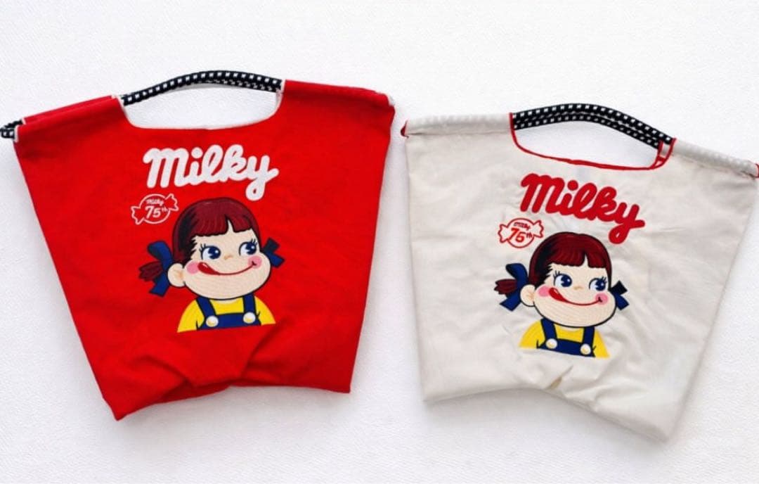 ボールアンドチェーン　スイーツコレクション　2026 不二家　ペコちゃん　2点