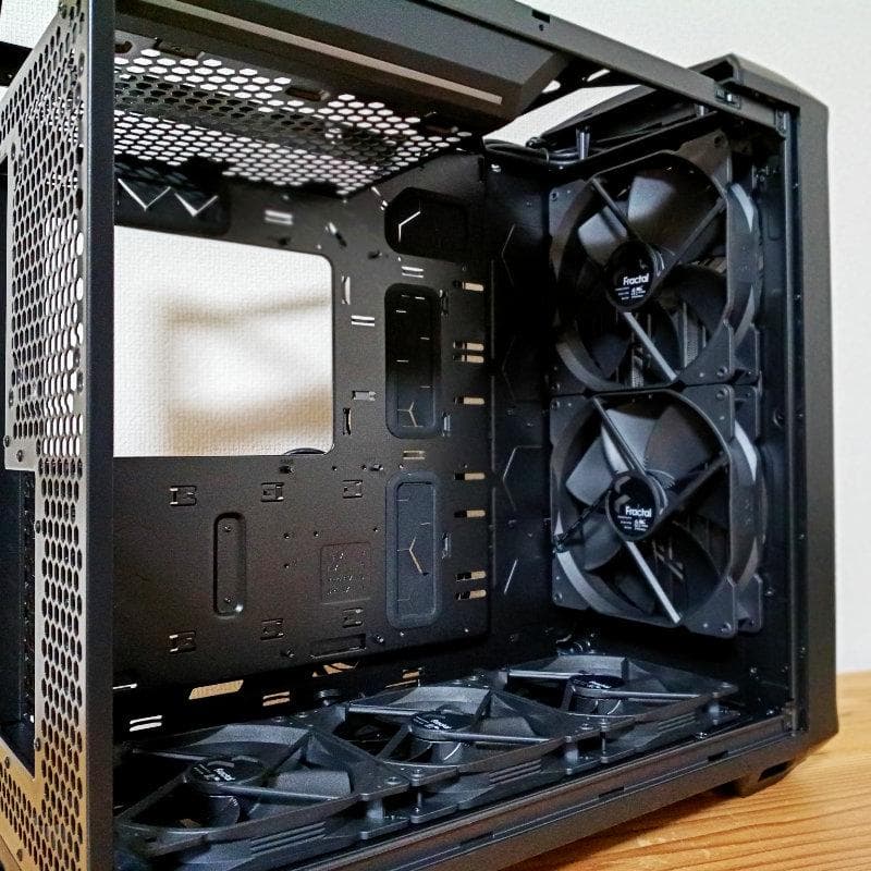 PCケース(自作PC用) Fractal Design Torrent TG Light Tint