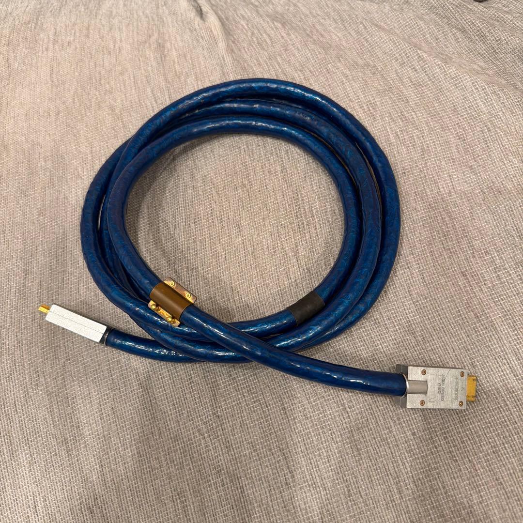 匿名配送　SONY DLC-9240ES HDMIケーブル　2.4m