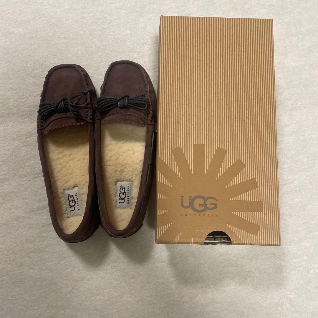 UGG MEENA モカシンシューズ ブラウン