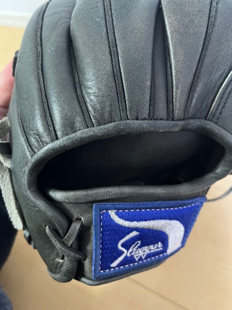 と*こ様 激レア廃盤モデル！Slugger KSG-L5S 黒色グローブ　辻発彦