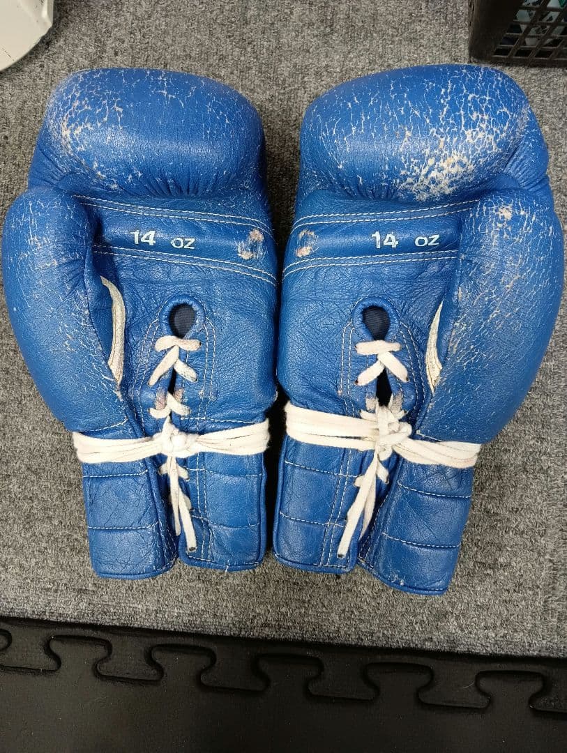 ウイニングソフトボクシンググローブ 14 oz 青