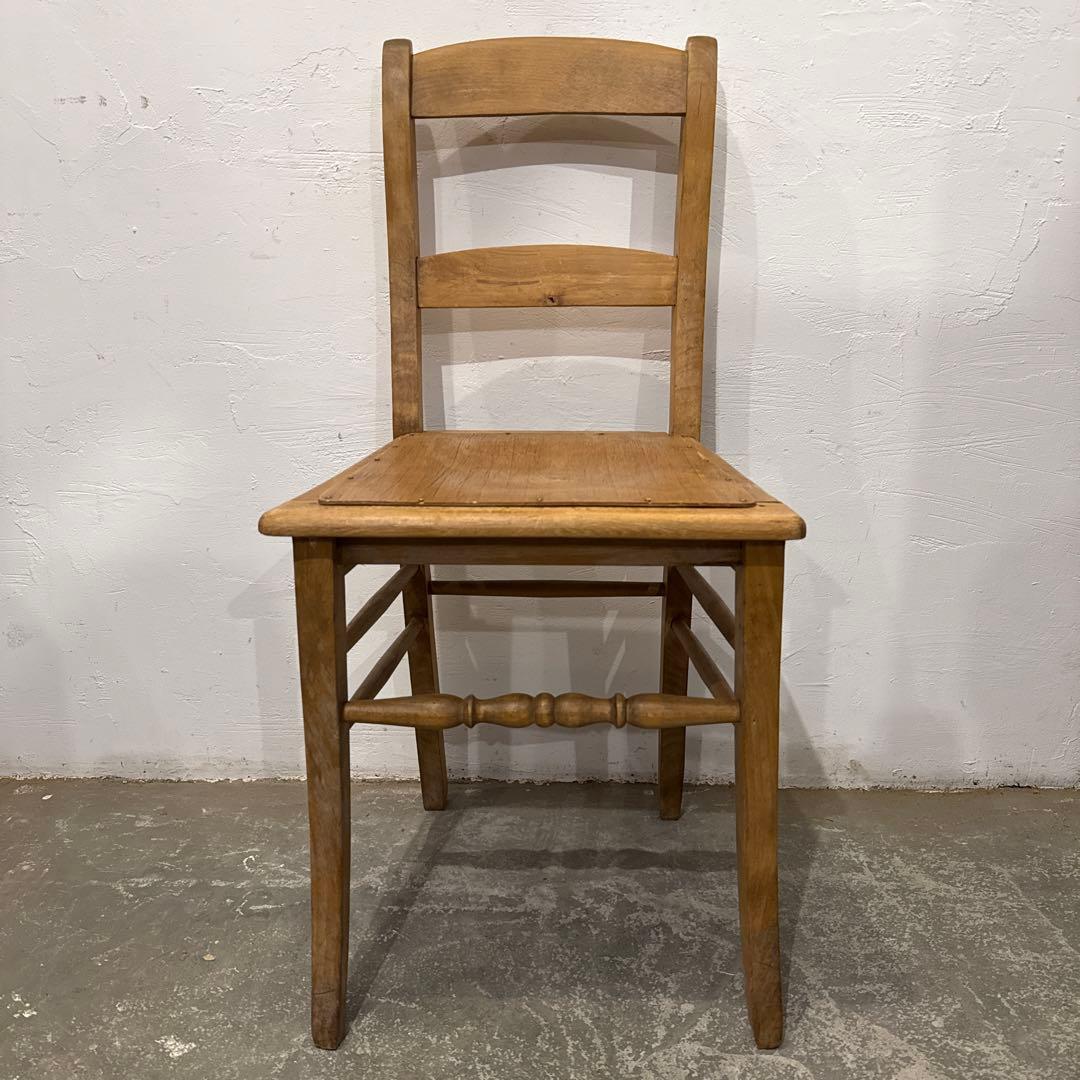 unanaヴィンテージ　ダイニングチェア　カフェチェア　1