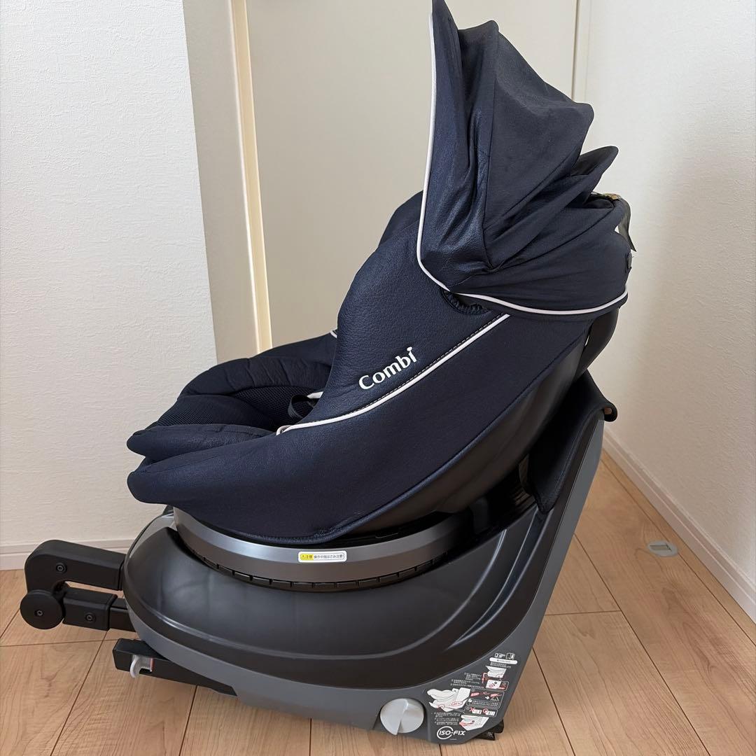 Combi クルムーブISOFIXチャイルドシート エッグクッションネイビー