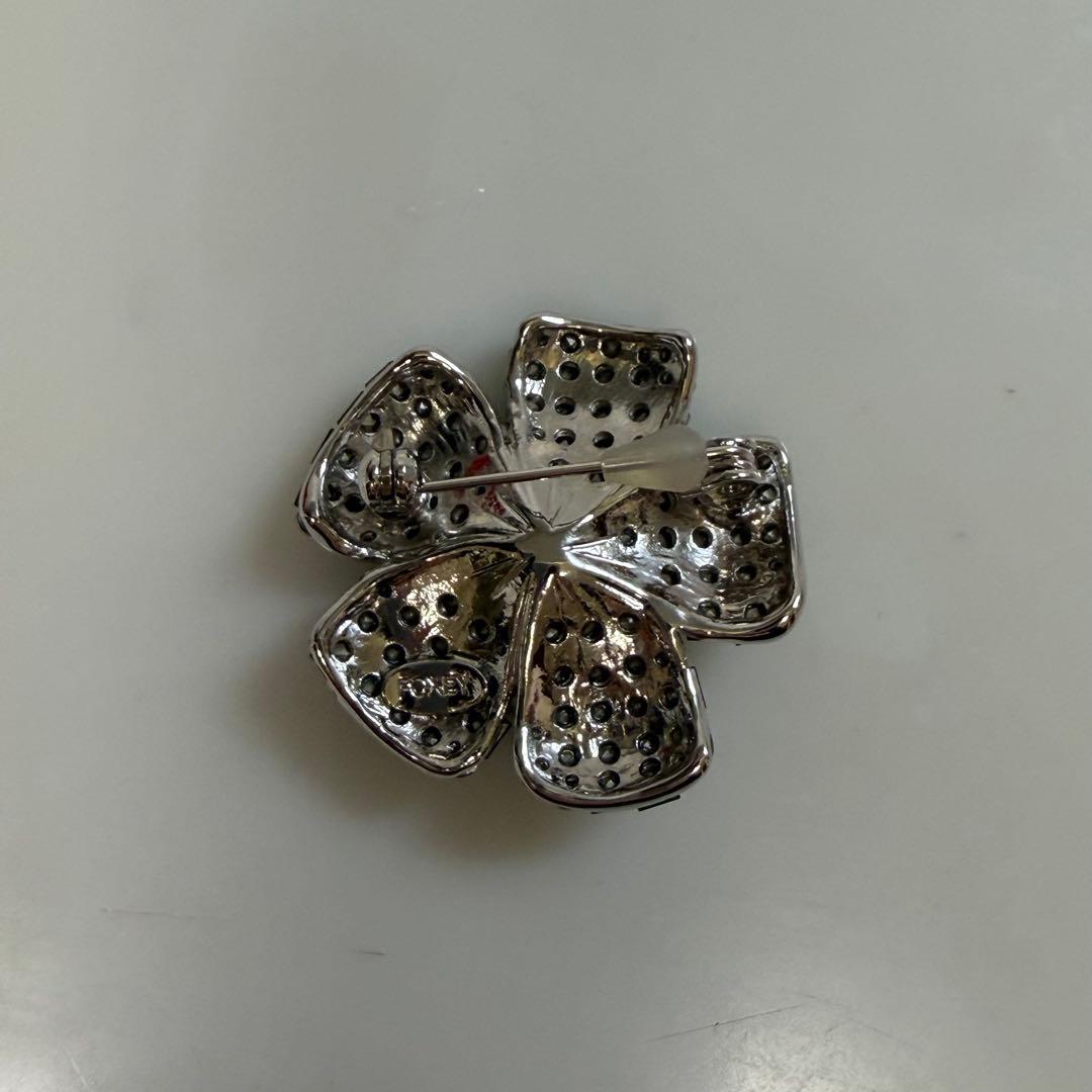 Foxeyお花ブローチ