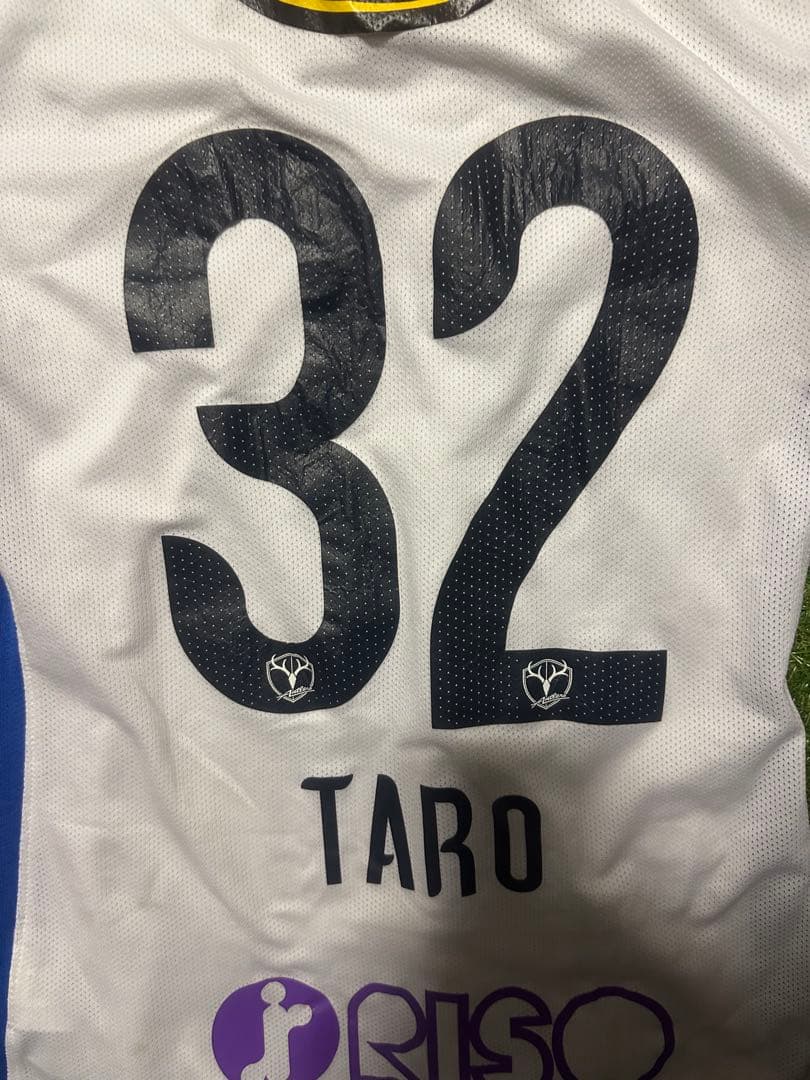 鹿島アントラーズ 2016年アウェイユニフォーム 32番　杉本太郎