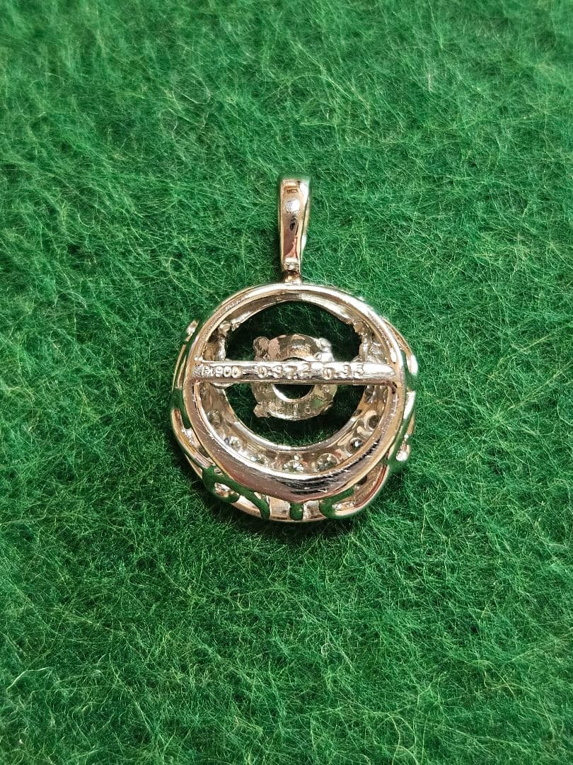 pt900 ダンシングペンダントトップ　ダイヤ無し