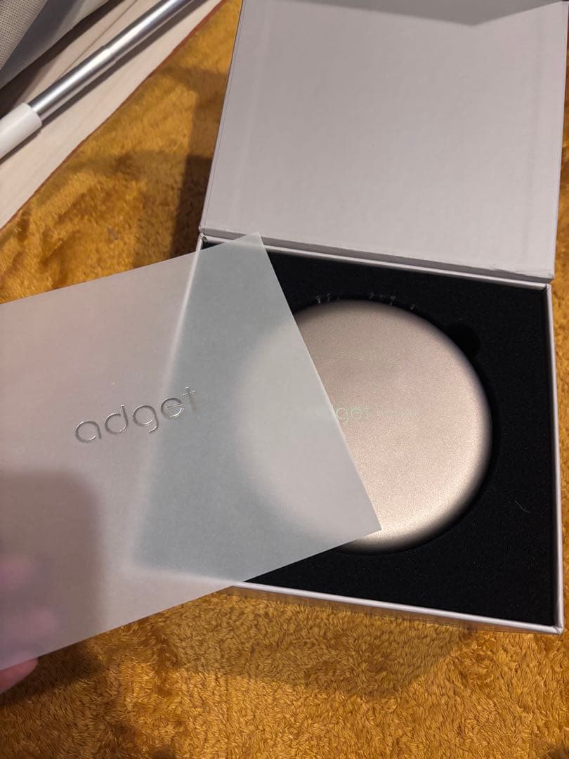 adget プロジェクター本体 シルバー