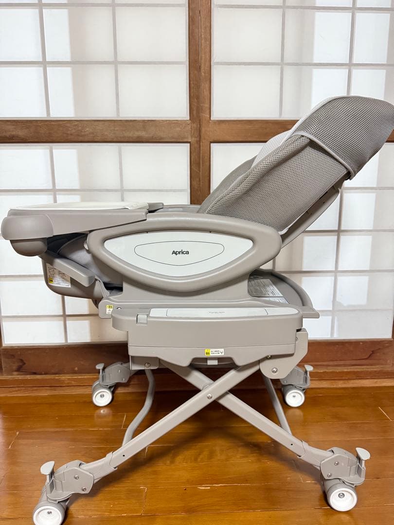 美品 ユラリズム　オート AC Aprica ハイローベッド&チェア