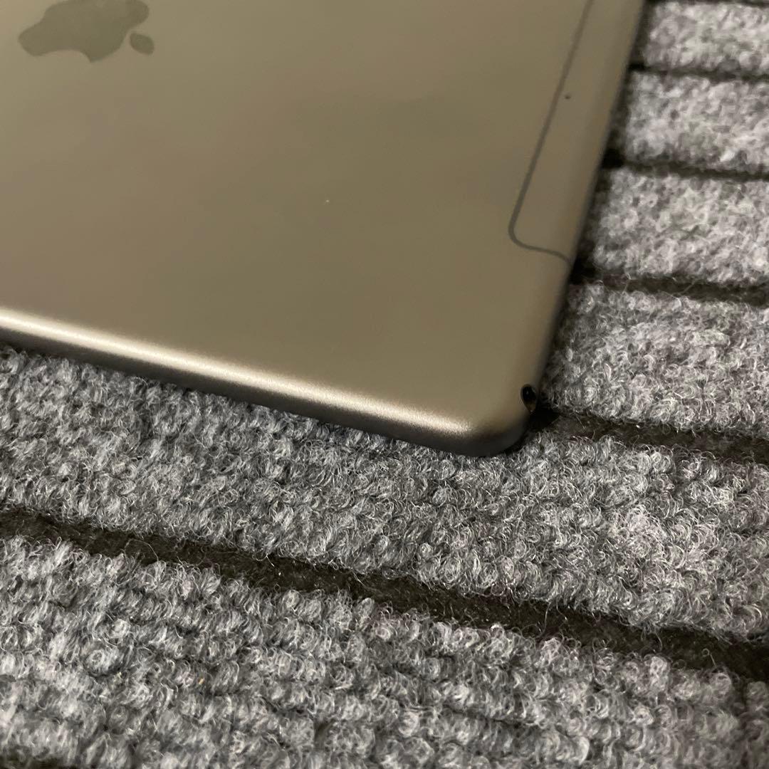 154 iPad Air3 3世代 64GB SIMフリー スペースグレイ