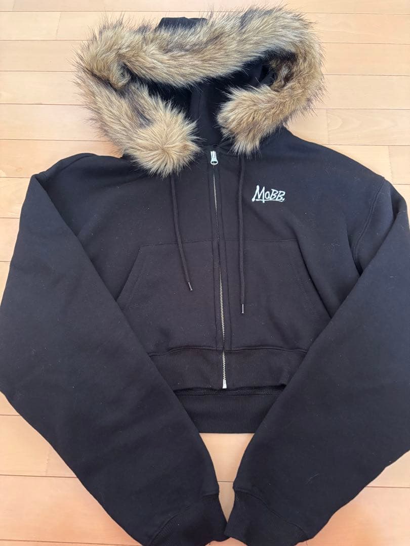 MOBBファー付き ジップパーカー