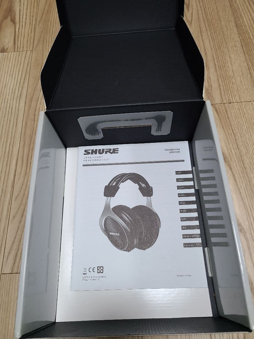 サクラ様　SHURE SRH1540 プレミアムスタジオヘッドフォン