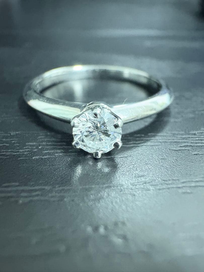 Tiffany & Co. 一粒ダイヤモンドリング