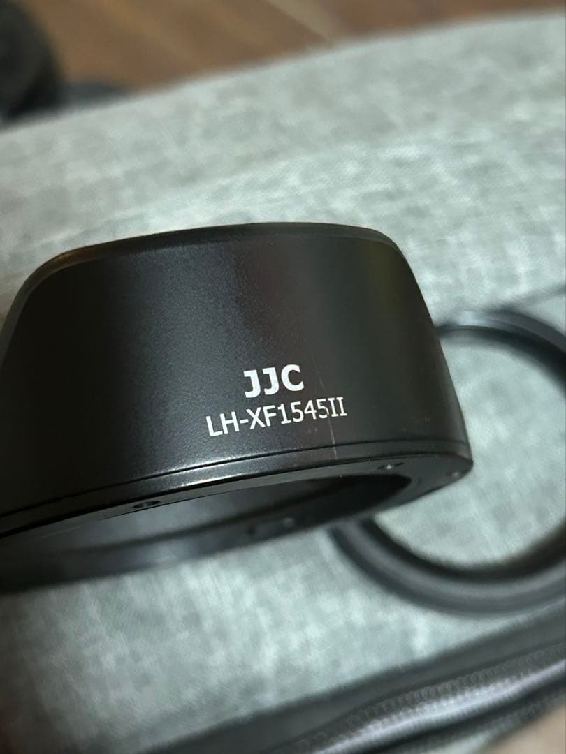 FUJIFILM X-T200 超美品 (部品付き)(バック付き)