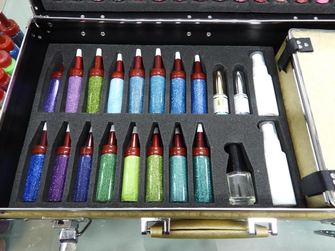 nuscenaボディージュエリーアートセット70色ダイヤモンドパウダーグリッター