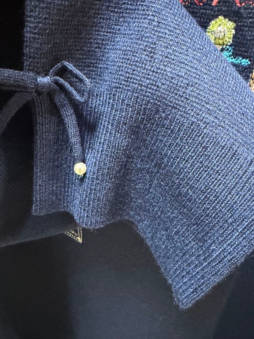 2025AW スーパービューティー　Paris刺しゅうニットワンピース 44