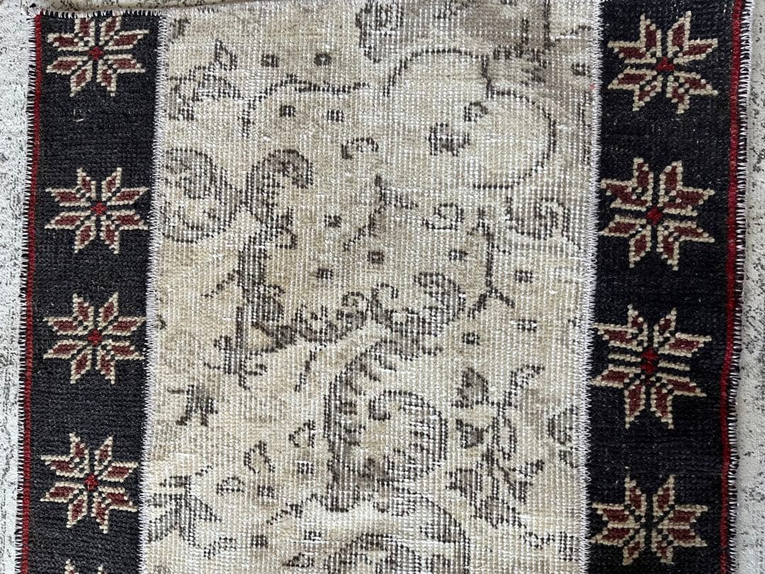 パッチワーク トルコヴィンテージラグ　深みネイビー×ベージュ　トルコラグ