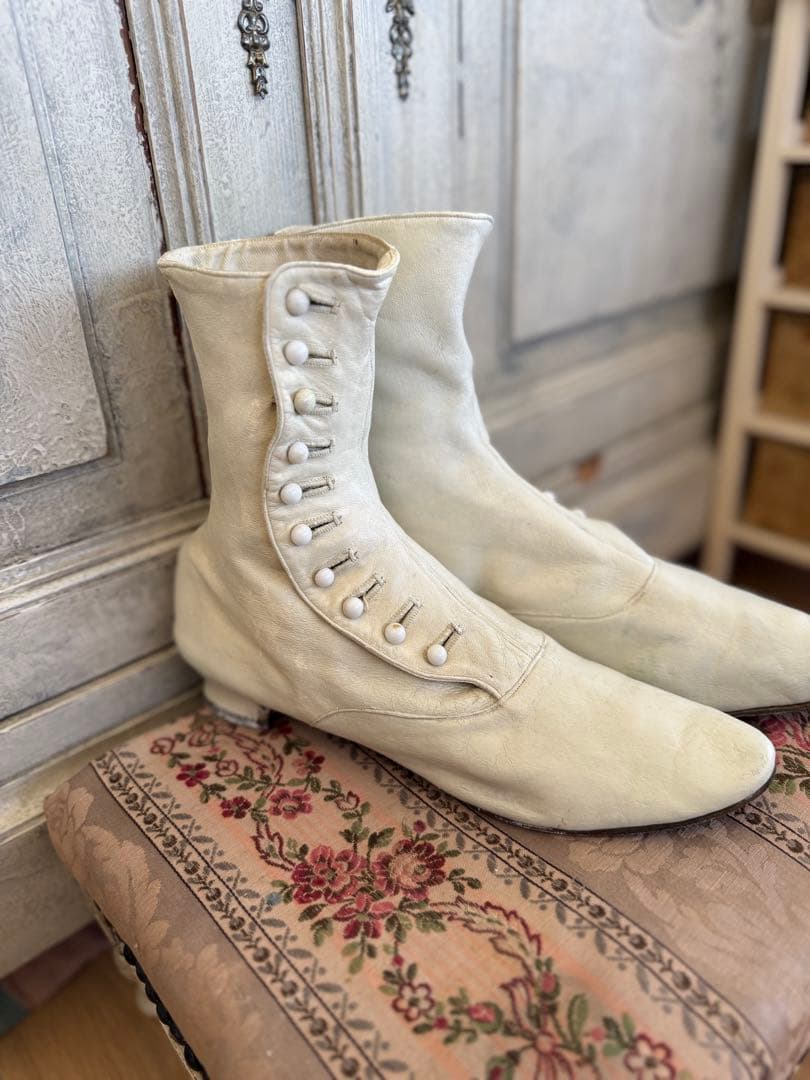 フランスアンティークヴィクトリアンウェディングレザーボタンブーツ白希少