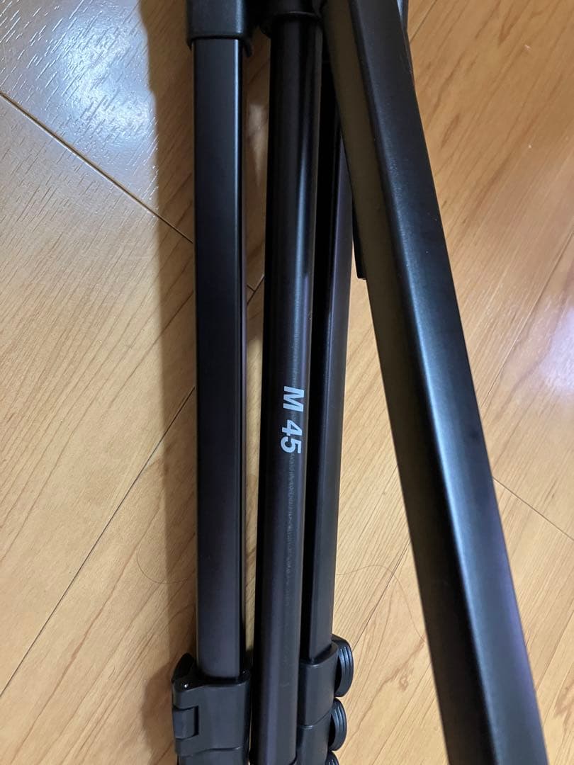 ベルボン Velbon三脚5段全高135.5cm 縮長29.5cm 脚径21mm