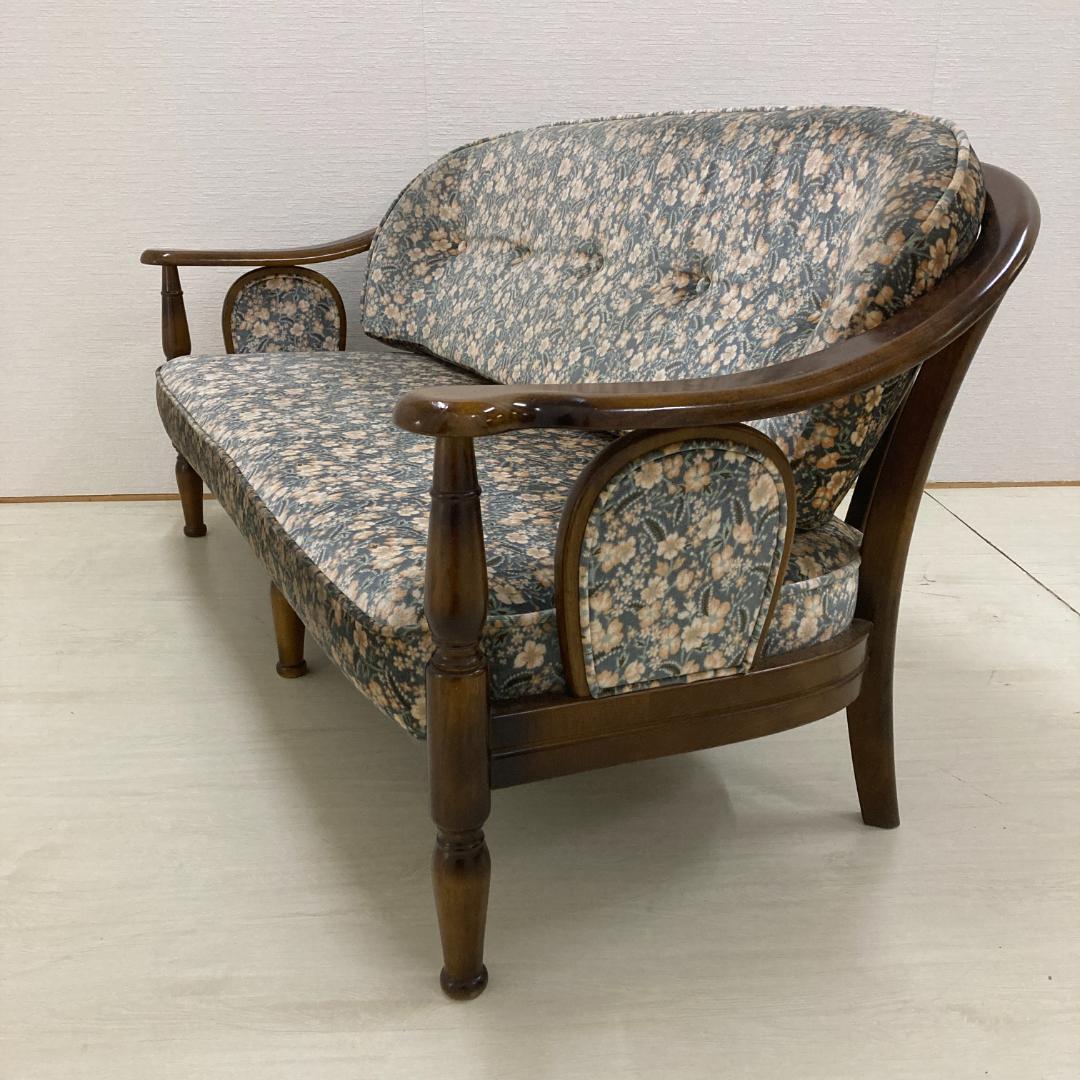 【カリモク】コロニアル　２人掛けソファ　ラブソファ