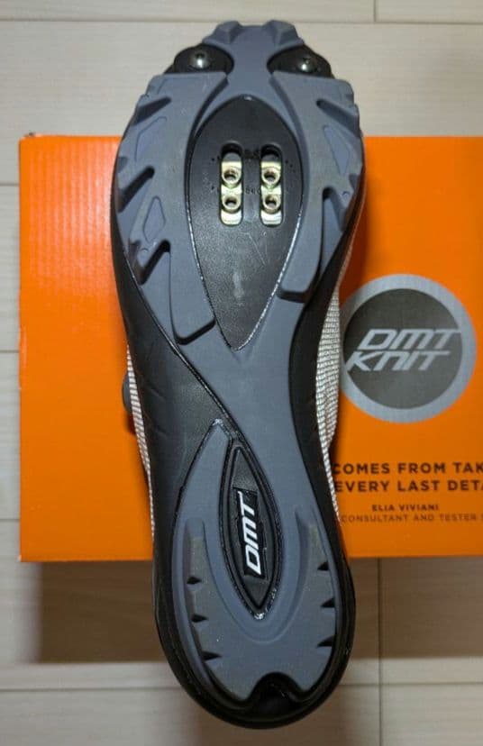 DMT KM4 Knitted Upper サイズ42 27 cm