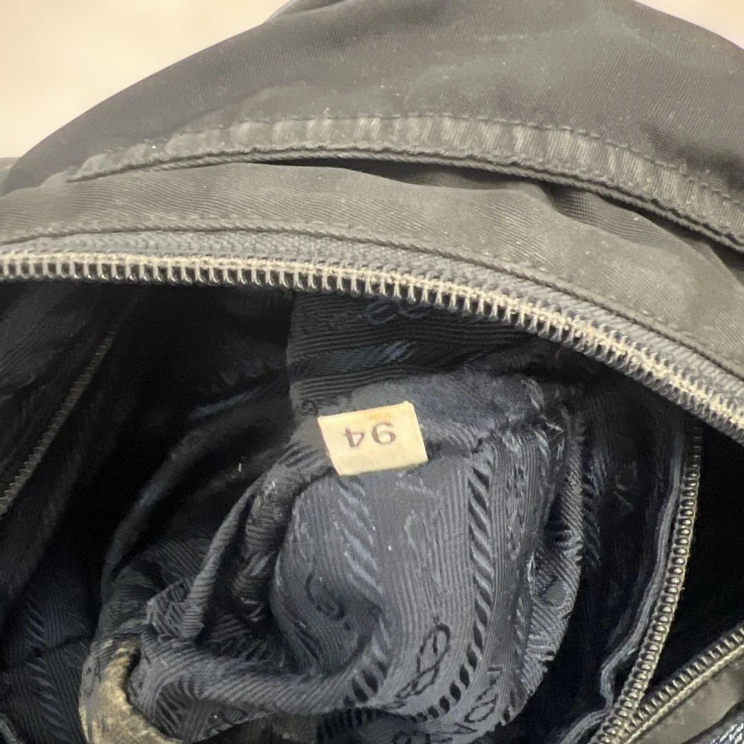 PRADA サフィアーノ　ショルダーバッグ