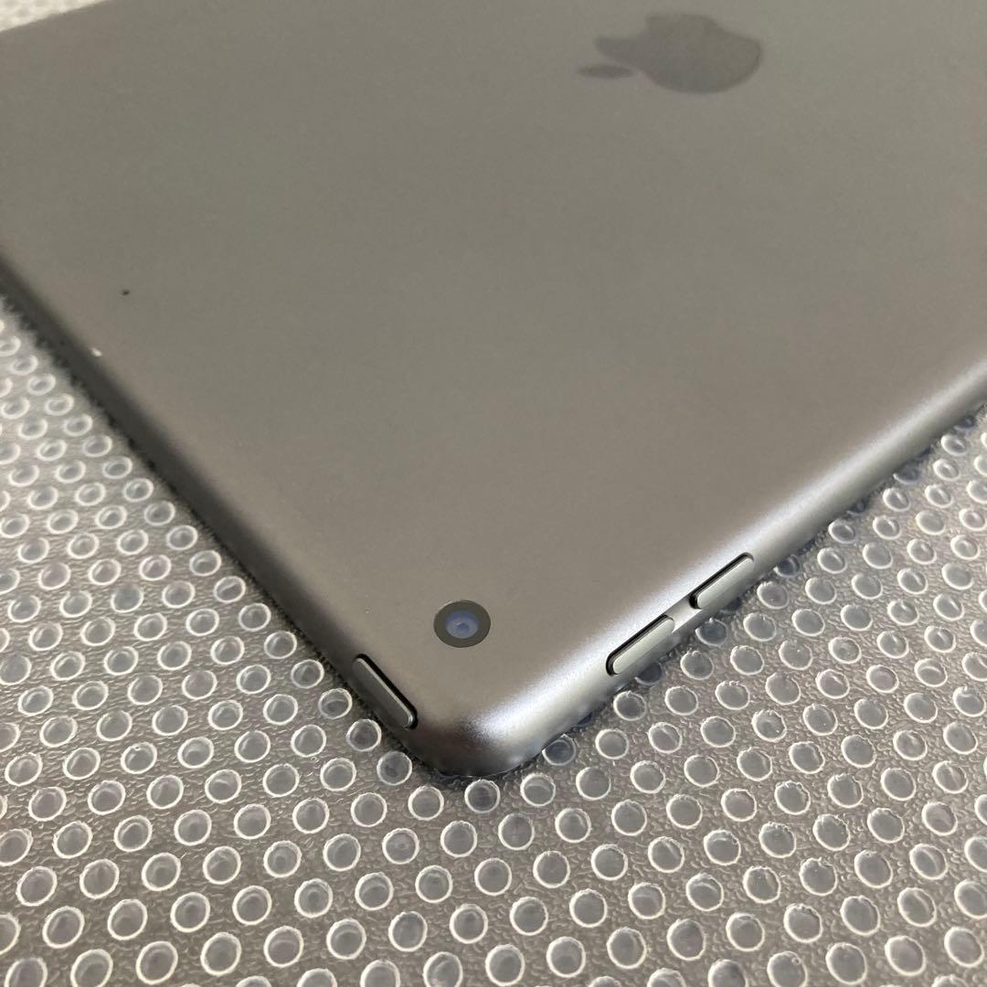 2718【早い者勝ち】電池良好☆iPad7 第7世代 32GB WIFIモデル☆